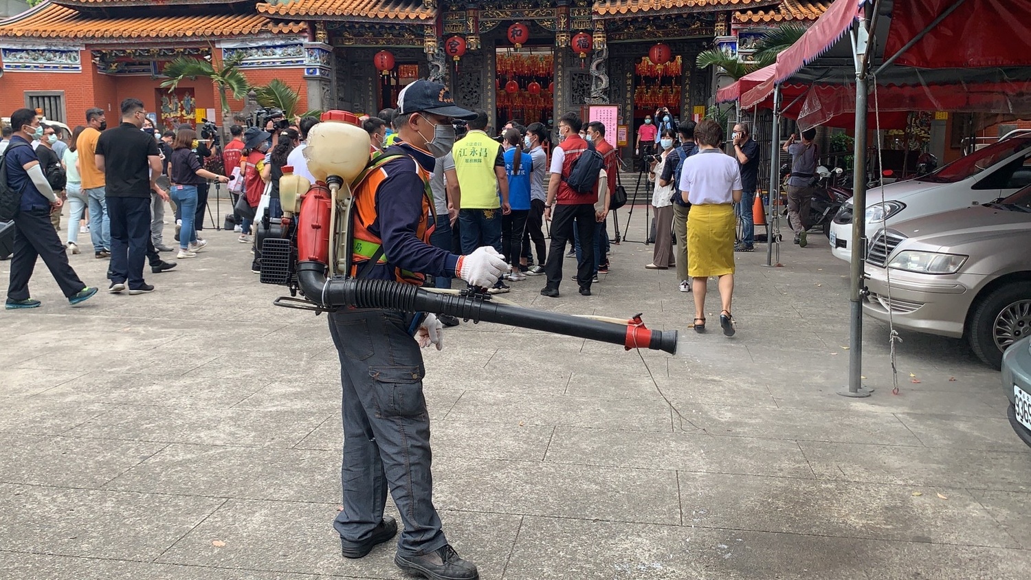 中和防疫消毒情形二 圖:新北市環保局提供。 中和防疫消毒情形二 圖:新北市環保局提供。