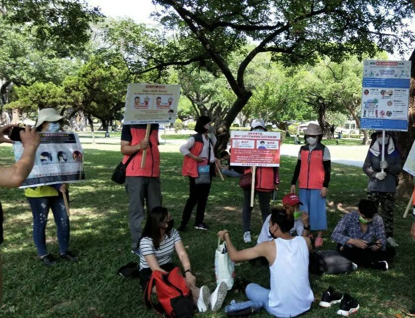 中市勞工局加強移工防疫宣導。 台中市政府/提供 中市勞工局加強移工防疫宣導。 台中市政府/提供