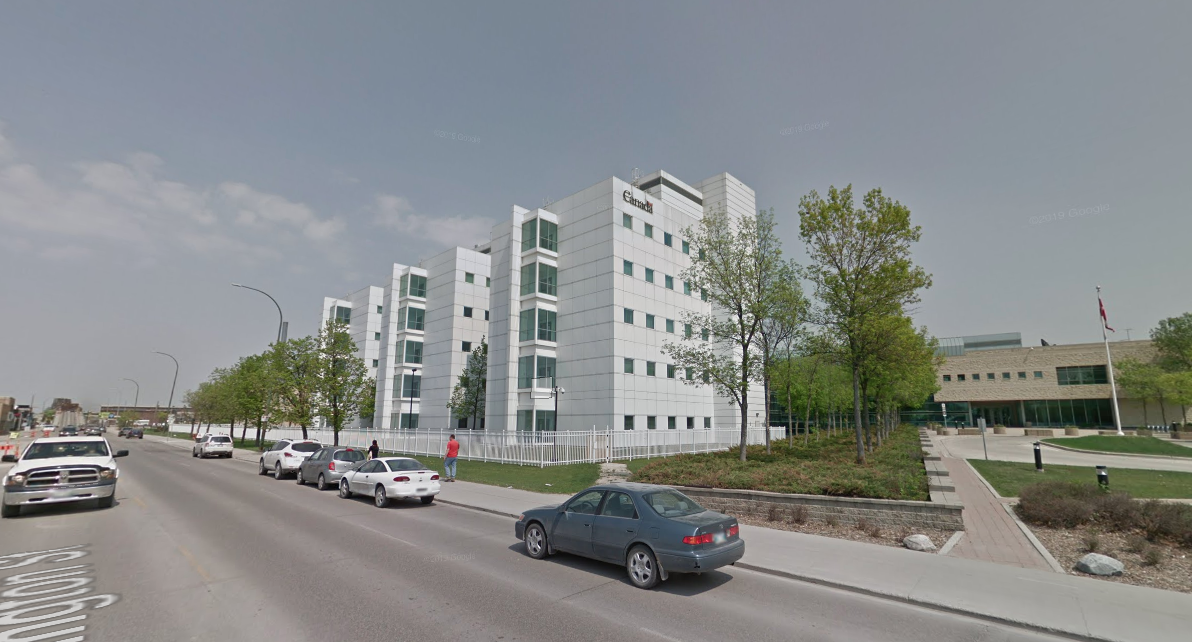 加拿大溫尼伯市(Winnipeg)的國家微生物實驗室(NML)。 圖:翻攝自Google Maps 加拿大溫尼伯市(Winnipeg)的國家微生物實驗室(NML)。 圖:翻攝自Google Maps