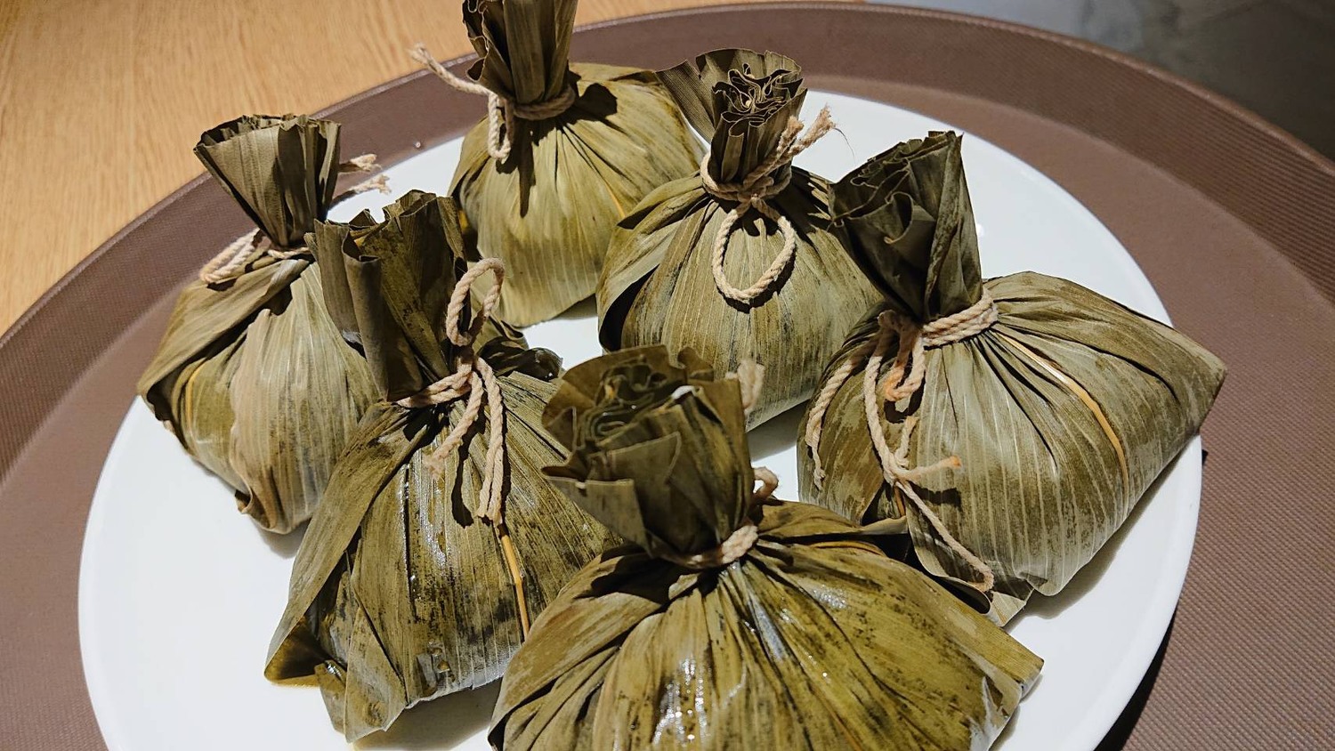 新北防疫旅館守護隔離民眾!送粽子端午禮盒幫過節 圖:新北市觀光旅遊局提供 新北防疫旅館守護隔離民眾!送粽子端午禮盒幫過節 圖:新北市觀光旅遊局提供