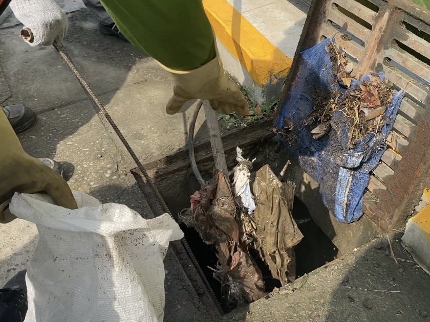 環保局加強清淤疏通作業。 台中市環保局/提供 環保局加強清淤疏通作業。 台中市環保局/提供
