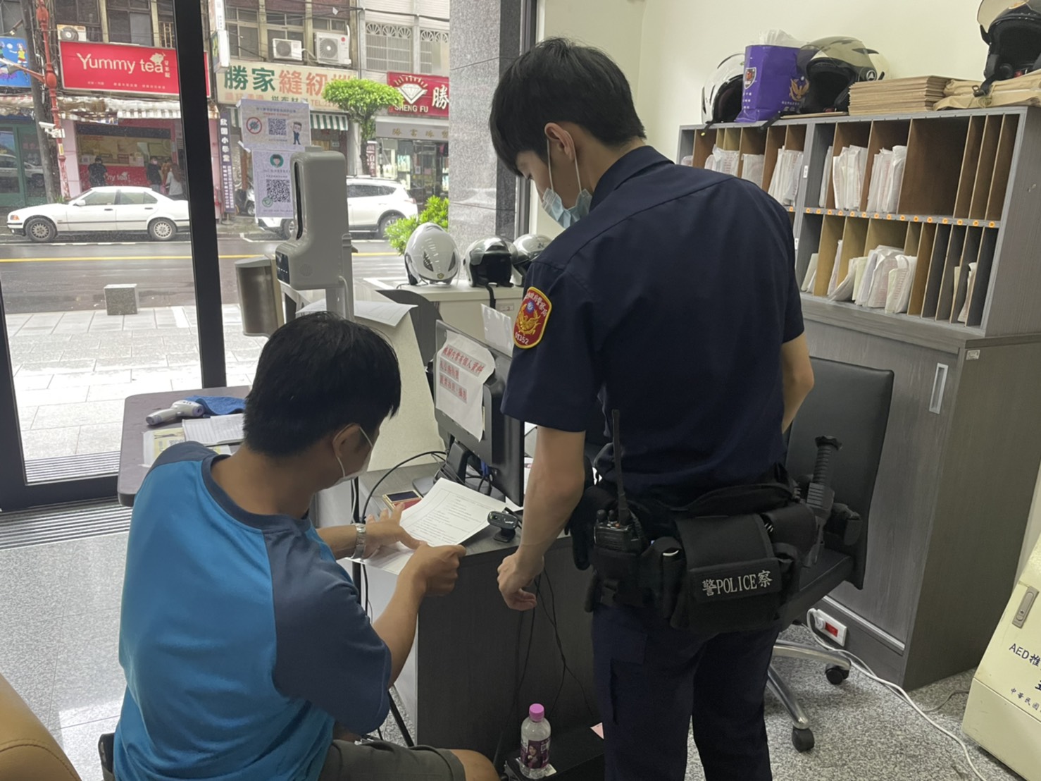 板橋湳興攤集區遇民眾不配合防疫管制措施,已向板橋派出所報案,後續將依法嚴處 圖:新北市市場處提供 板橋湳興攤集區遇民眾不配合防疫管制措施,已向板橋派出所報案,後續將依法嚴處 圖:新北市市場處提供