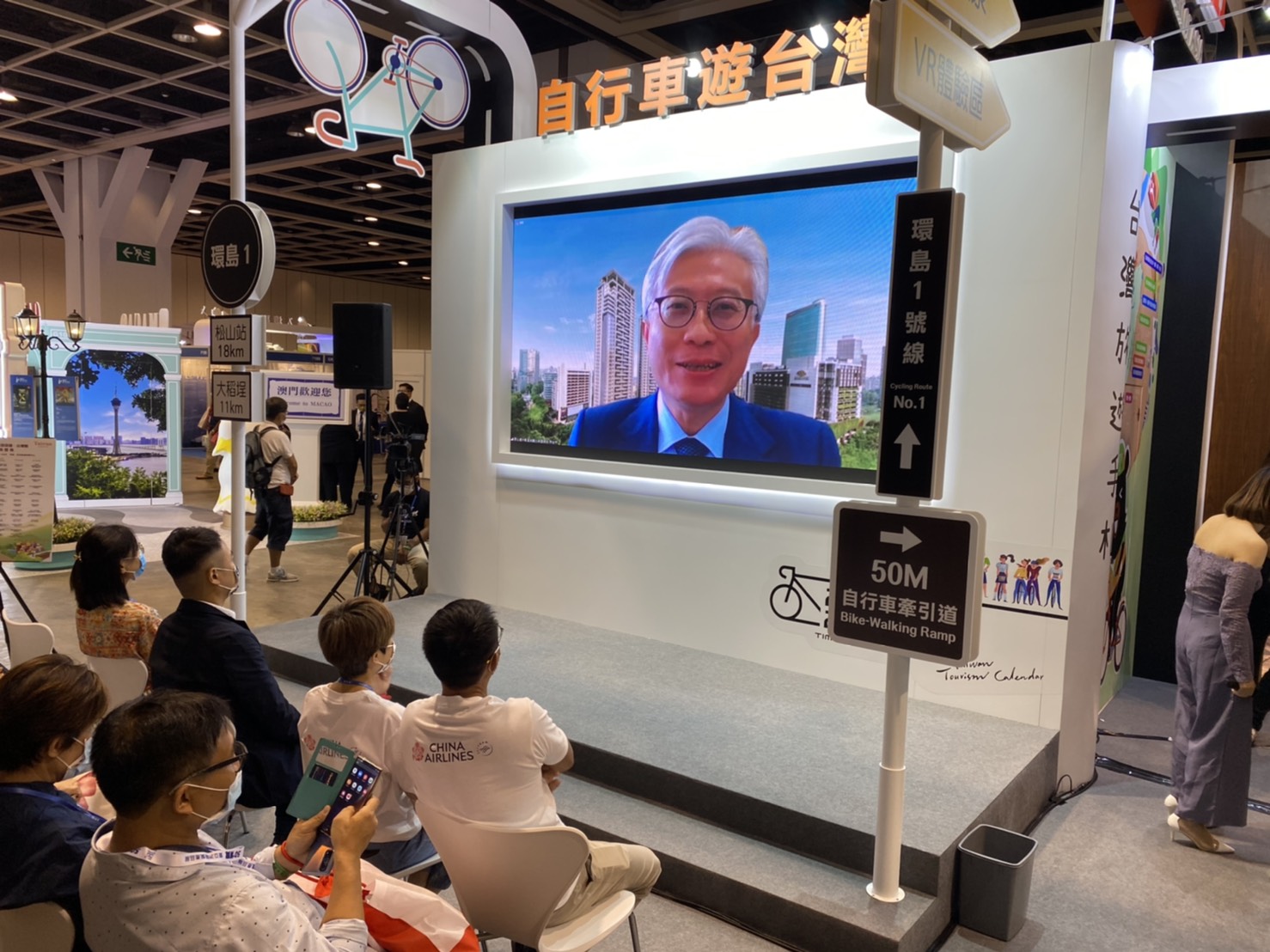 中彰區域觀光聯盟總召柴俊林,透過線上推介觀光圈食宿遊購最新遊程。 參山處/提供 中彰區域觀光聯盟總召柴俊林,透過線上推介觀光圈食宿遊購最新遊程。 參山處/提供