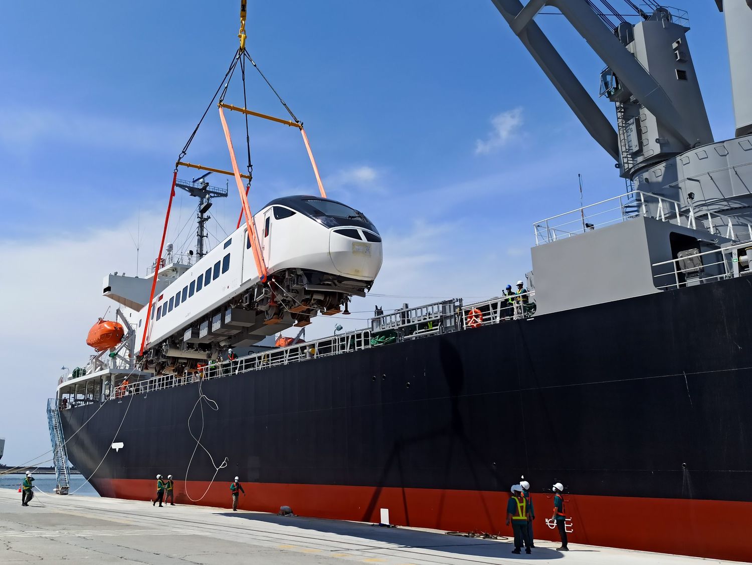 EMU3000新型城際列車將投入東部幹線。 圖:台鐵局/提供 EMU3000新型城際列車將投入東部幹線。 圖:台鐵局/提供