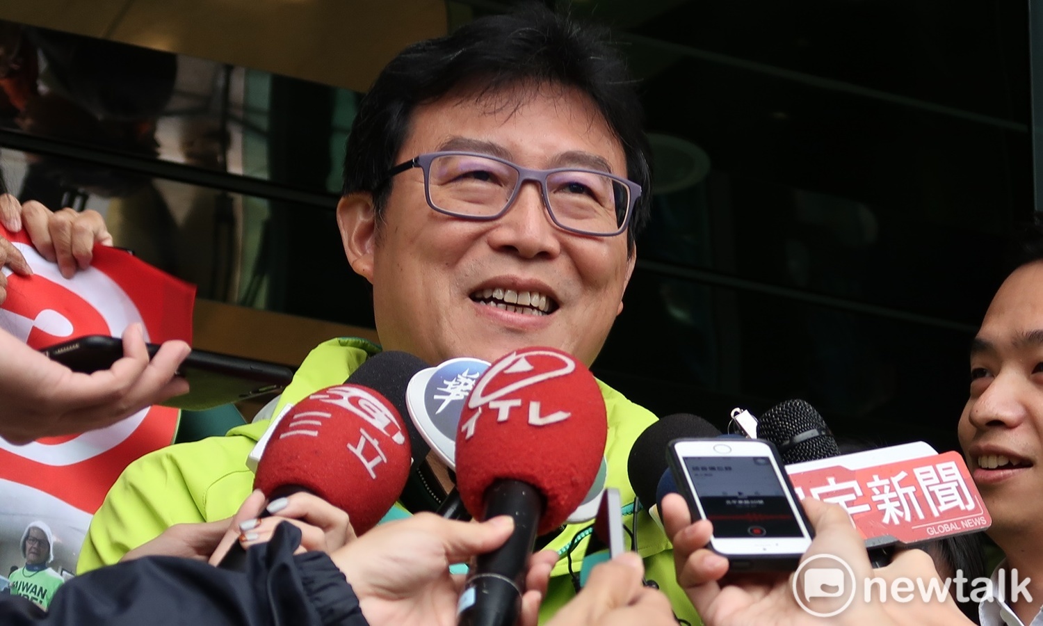民進黨前立委姚文智喊話,郭董若真有心,應舉辦「台灣公開賽」,總獎金訂在1500萬美金,將是超過網球、高球四大賽的史上最高額獎金,睥睨天下。 圖:新頭殼資料照片 民進黨前立委姚文智喊話,郭董若真有心,應舉辦「台灣公開賽」,總獎金訂在1500萬美金,將是超過網球、高球四大賽的史上最高額獎金,睥睨天下。 圖:新頭殼資料照片