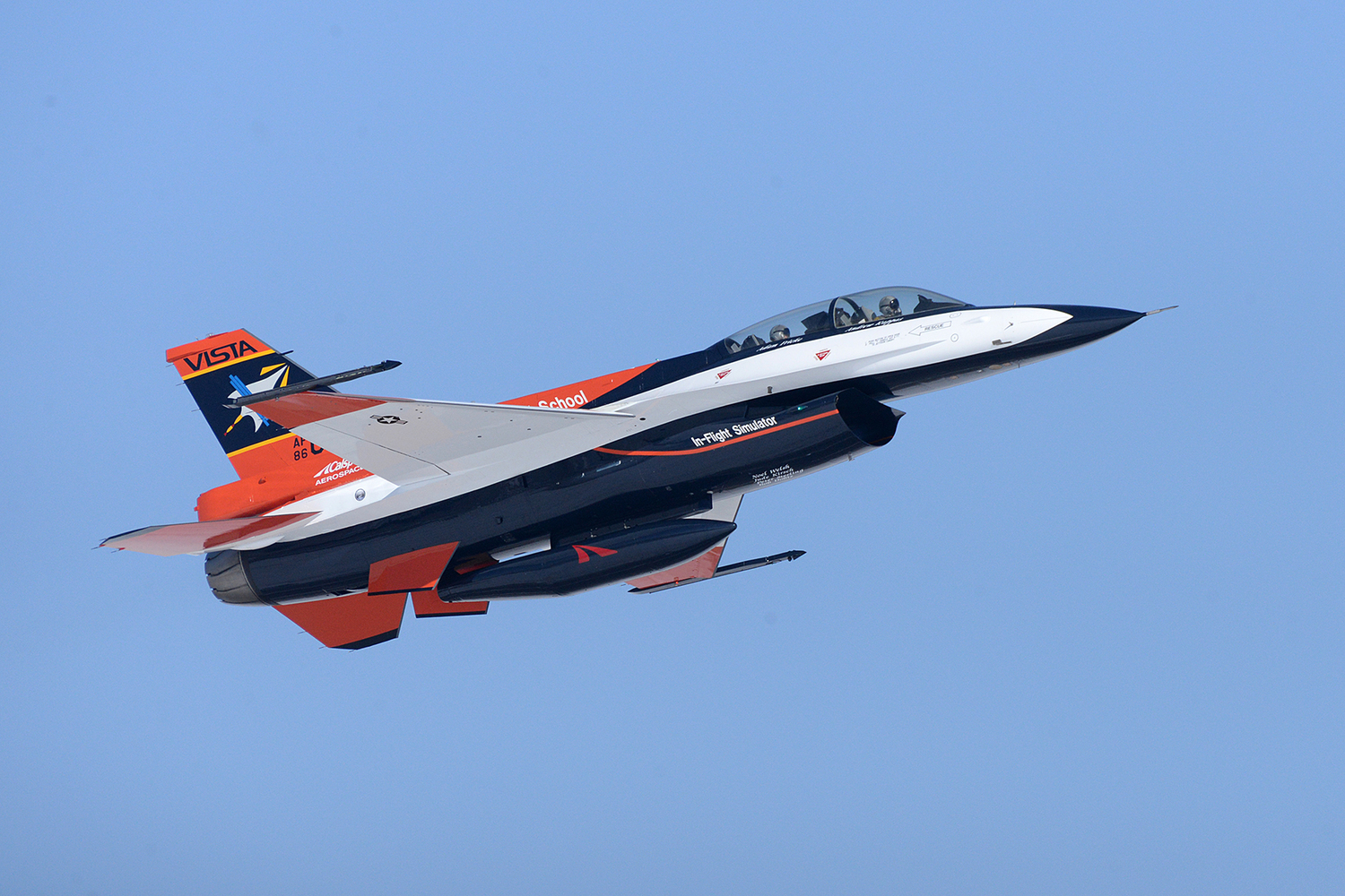 美國「X-62A」,Skyborg研究計劃「母機」平台。 圖:翻攝維基百科/Public Domain 美國「X-62A」,Skyborg研究計劃「母機」平台。 圖:翻攝維基百科/Public Domain