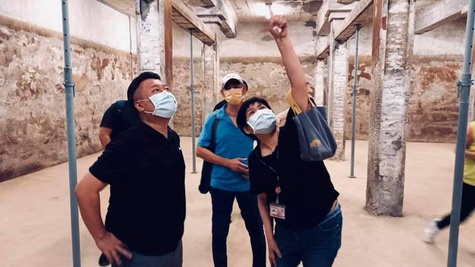 新北市議員張志豪 (左一)邀集新北市文化局、台灣省自來水處及中和區文史協會共同會勘瑞穗配水池。 圖:張志豪服務處提供 新北市議員張志豪 (左一)邀集新北市文化局、台灣省自來水處及中和區文史協會共同會勘瑞穗配水池。 圖:張志豪服務處提供