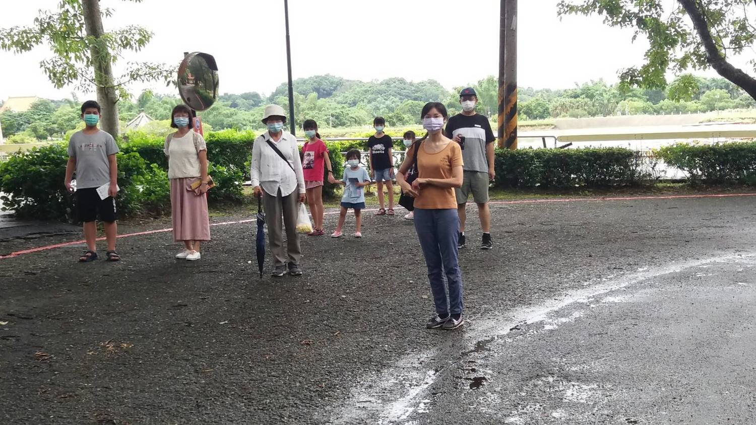 保持社交距離戶外安心踏青。 圖:台南觀旅局/提供 保持社交距離戶外安心踏青。 圖:台南觀旅局/提供