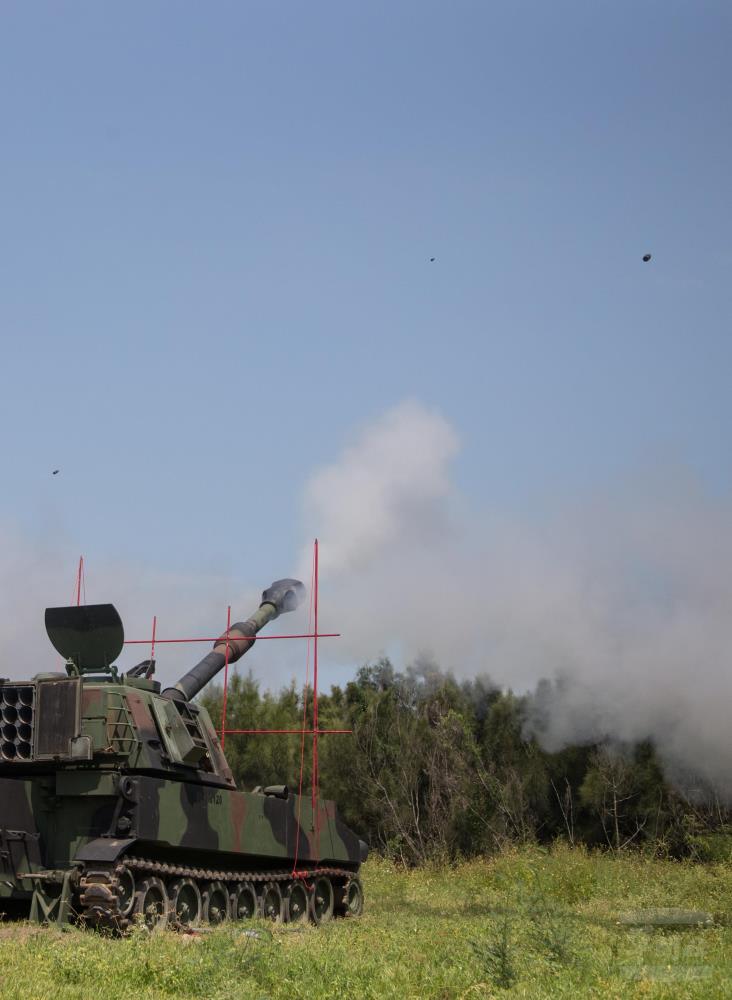 漢光37號演習進入第4天,第五作戰區台中番仔寮砲兵部隊M109A2自走砲射擊。 圖:軍聞社提供。 漢光37號演習進入第4天,第五作戰區台中番仔寮砲兵部隊M109A2自走砲射擊。 圖:軍聞社提供。