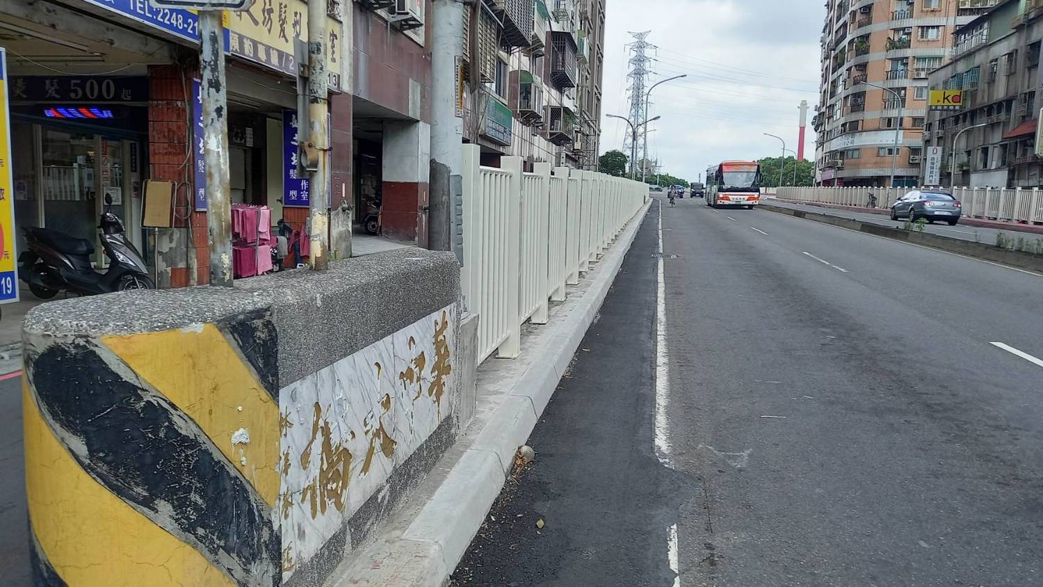 張志豪說,華中橋為新北市的門面,成功爭取1600萬進行工程改善。 圖:新北市議員張志豪提供 張志豪說,華中橋為新北市的門面,成功爭取1600萬進行工程改善。 圖:新北市議員張志豪提供
