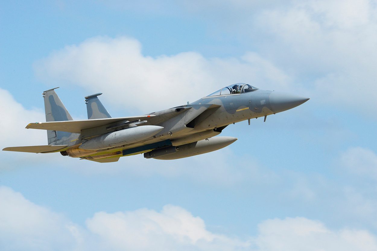 美軍F-15C掛載「軍團吊艙」系統。 圖:翻攝洛克希德·馬丁公司官網 美軍F-15C掛載「軍團吊艙」系統。 圖:翻攝洛克希德·馬丁公司官網