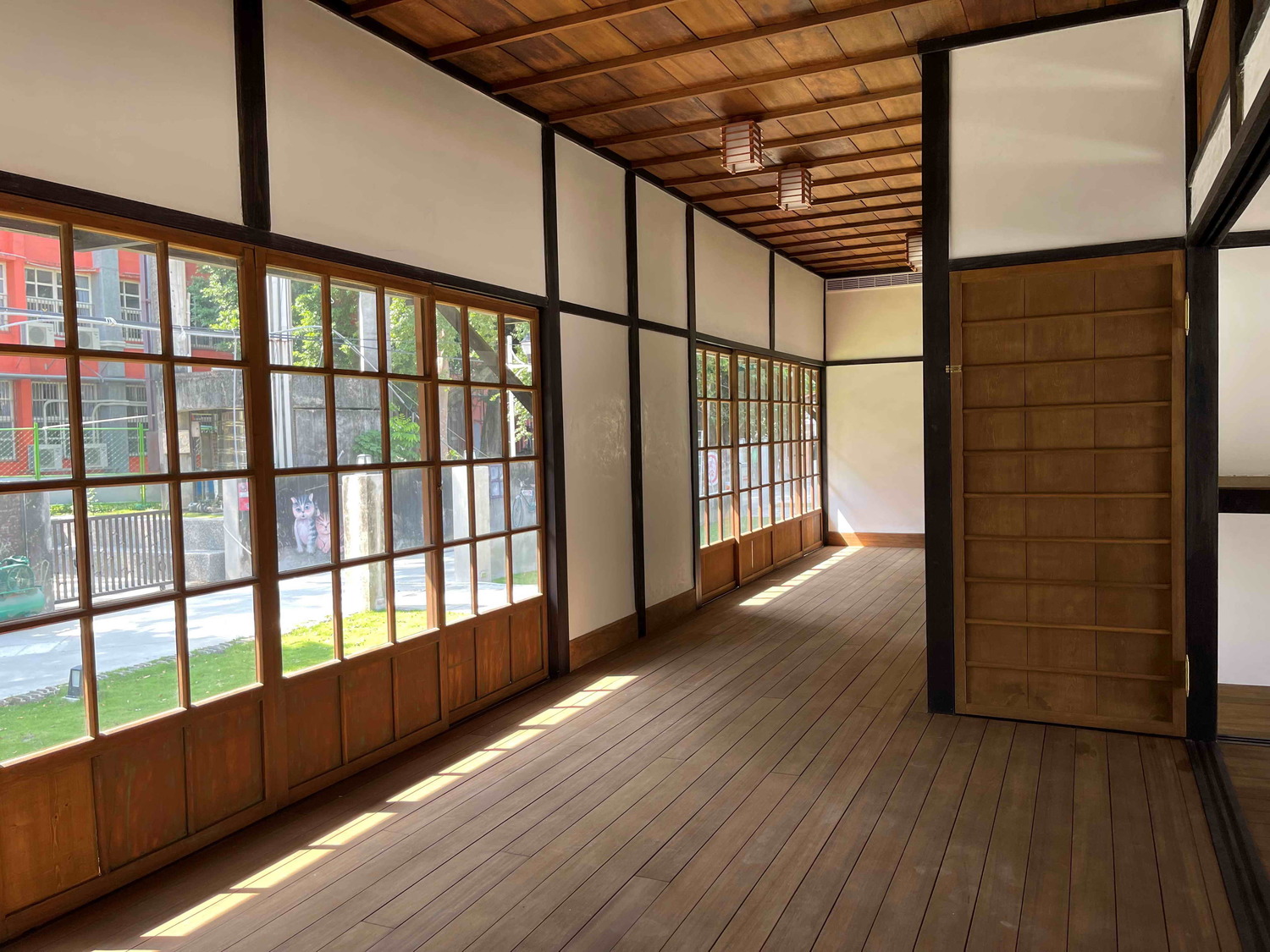 校舍室內照。 圖:台中市文化資產處 提供 校舍室內照。 圖:台中市文化資產處 提供