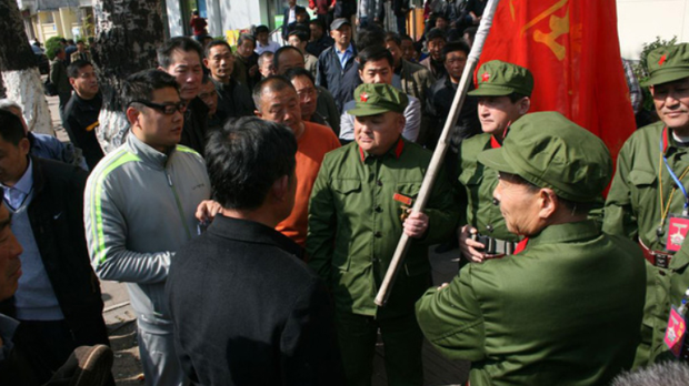 2018年發生在江蘇鎮江的解放軍老兵抗議事件。 圖:翻攝陸網(資料畫面) 2018年發生在江蘇鎮江的解放軍老兵抗議事件。 圖:翻攝陸網(資料畫面)