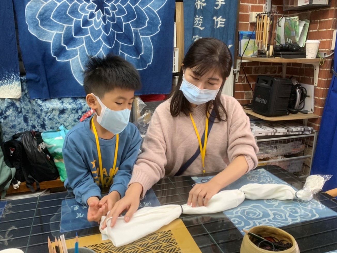 「玩美生活市集」從日常生活出發,結合豐富的三鶯在地藝術元素,邀請大家一起感受文藝之美。 圖:鶯歌陶瓷博物館提供 「玩美生活市集」從日常生活出發,結合豐富的三鶯在地藝術元素,邀請大家一起感受文藝之美。 圖:鶯歌陶瓷博物館提供