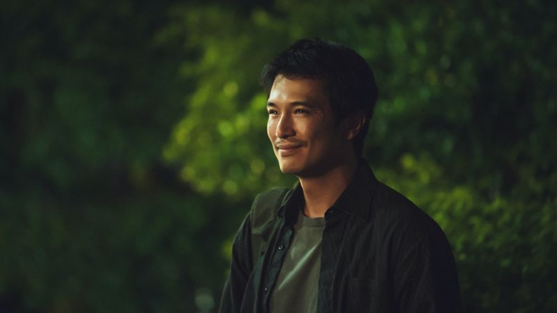 邱澤在《當男人戀愛時》飾演討債流氓「阿成」,深情對待女主角的模樣,擄獲不少觀眾的心。 圖:金馬執委會 / 提供 邱澤在《當男人戀愛時》飾演討債流氓「阿成」,深情對待女主角的模樣,擄獲不少觀眾的心。 圖:金馬執委會 / 提供