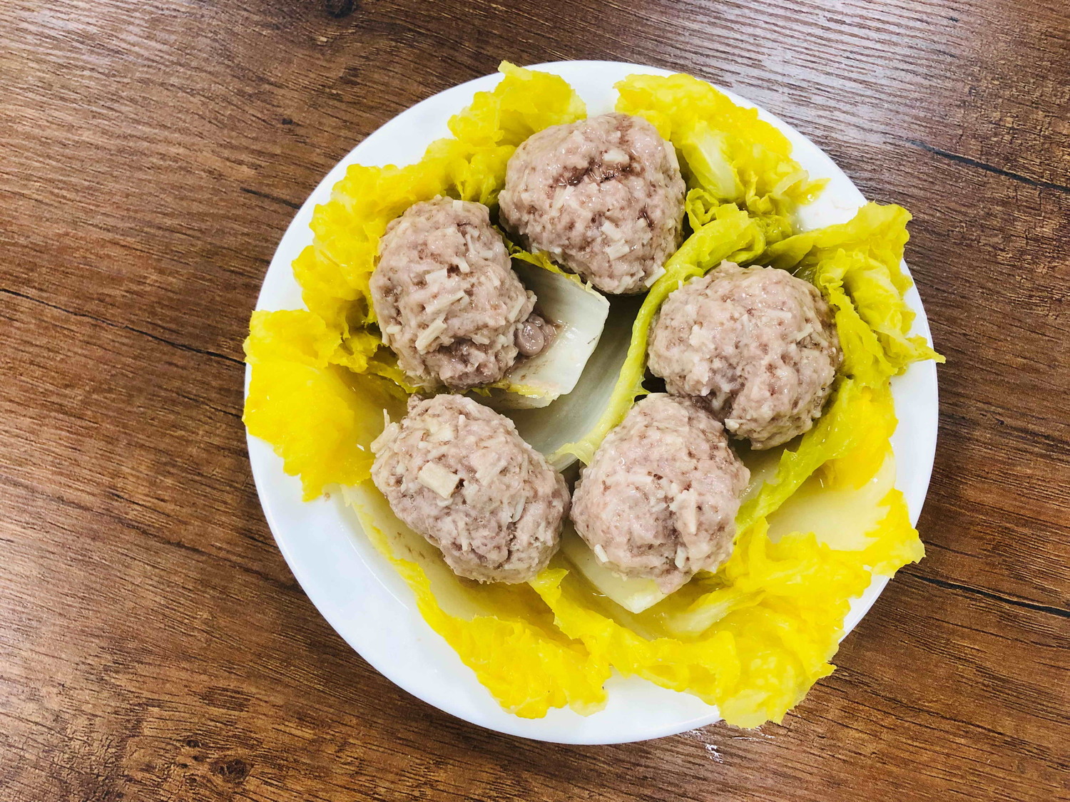 年菜:福虎臨門清蒸獅子頭。 圖:新北市動保處提供 年菜:福虎臨門清蒸獅子頭。 圖:新北市動保處提供