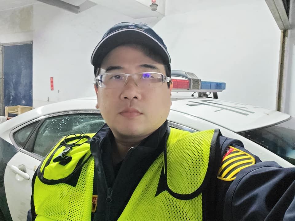 知名球評石明謹。 圖:翻攝自石明謹臉書 知名球評石明謹。 圖:翻攝自石明謹臉書