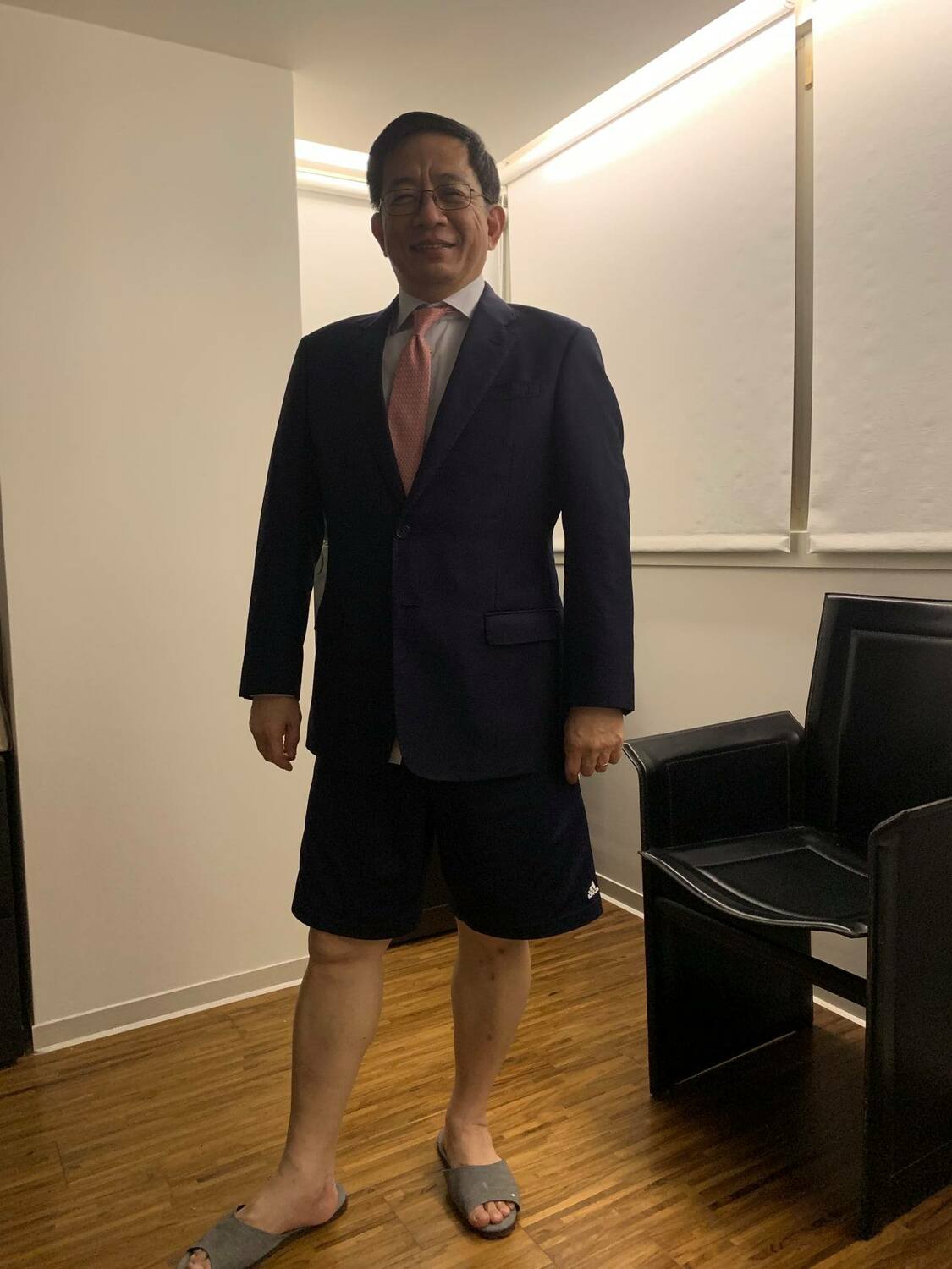 管中閔去年就曾分享過類似的搭配。 圖:翻攝自管中閔 臉書 管中閔去年就曾分享過類似的搭配。 圖:翻攝自管中閔 臉書