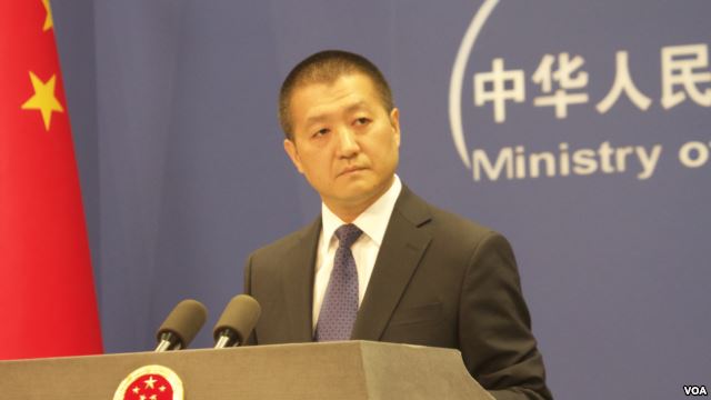 中國外交部發言人陸慷9日表示,中國堅決反對並敦促美方有關人士恪守「一個中國」政策。 中國外交部發言人陸慷9日表示,中國堅決反對並敦促美方有關人士恪守「一個中國」政策。