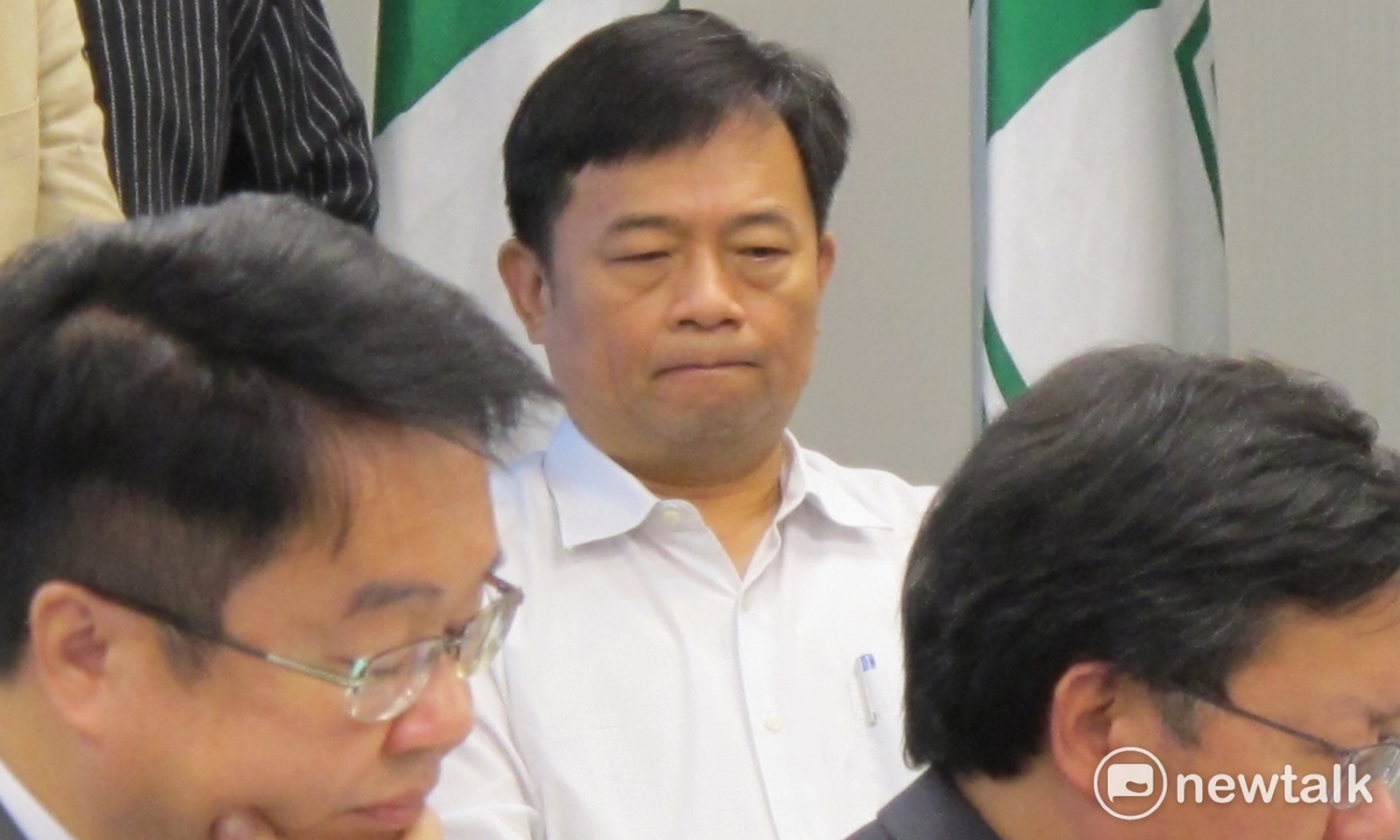 行政院副院長林錫耀4日在民進黨中常會表示,一例一休的推動會有宣導期、輔導期。 圖:林朝億/攝 行政院副院長林錫耀4日在民進黨中常會表示,一例一休的推動會有宣導期、輔導期。 圖:林朝億/攝