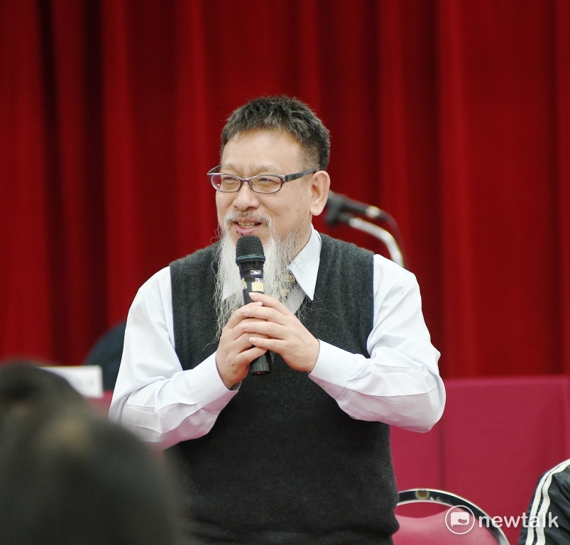 媒體報導,法務部司法官學院院長蔡碧玉指稱,72.7%的民眾是聽名嘴的話「有錢判生,無錢判死」而誤解司法。 媒體報導,法務部司法官學院院長蔡碧玉指稱,72.7%的民眾是聽名嘴的話「有錢判生,無錢判死」而誤解司法。