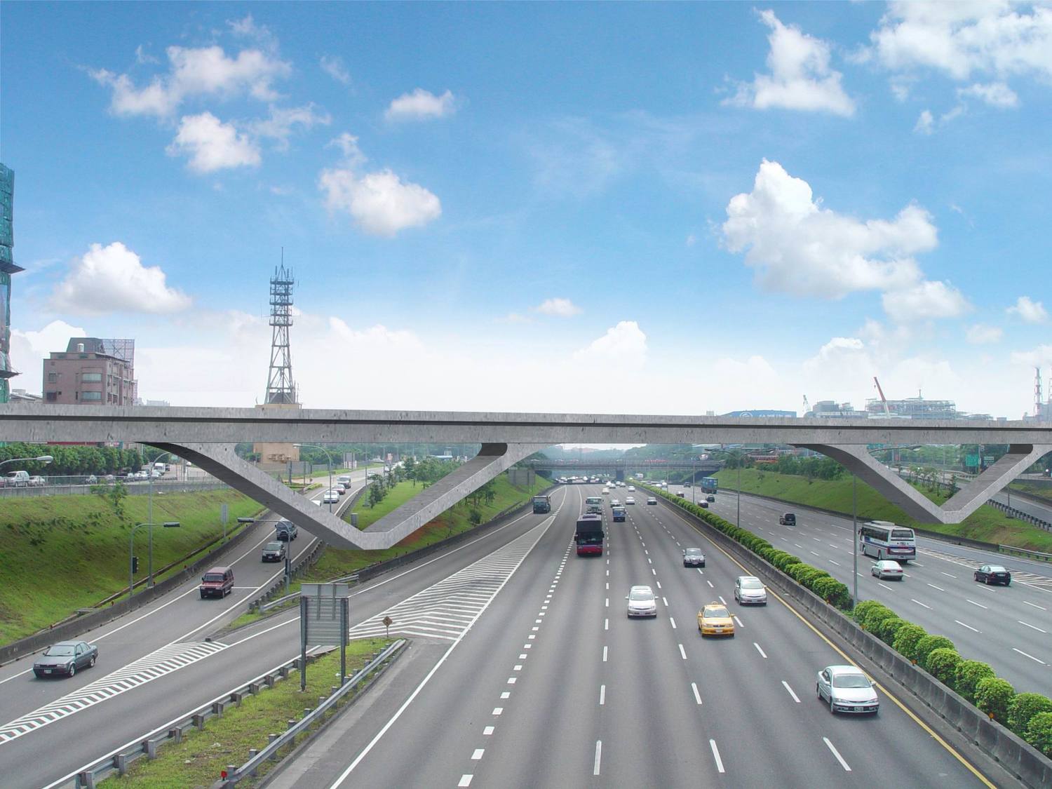 高速公路局表示上午國道順暢,大部分路段車速都可達80公里以上,下午會有北返車潮。 圖:翻攝自網路 高速公路局表示上午國道順暢,大部分路段車速都可達80公里以上,下午會有北返車潮。 圖:翻攝自網路