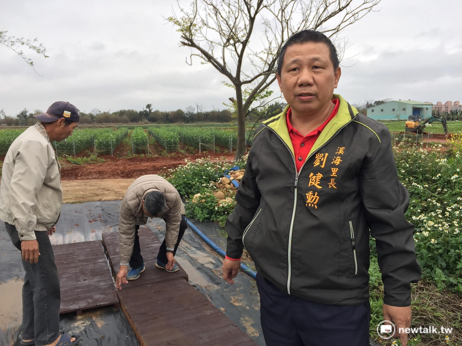 劉建勳說,設立休閒農業區對溪海的花農及里民,是一大利多。 圖:彭素華攝 劉建勳說,設立休閒農業區對溪海的花農及里民,是一大利多。 圖:彭素華攝