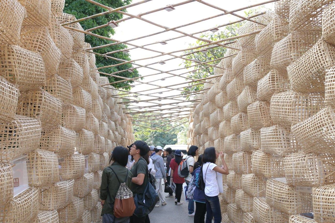 去年設計週展出REALM Pavilion一作,以竹編製成。 圖:翻攝自Chiang Mai Design Week臉書 去年設計週展出REALM Pavilion一作,以竹編製成。 圖:翻攝自Chiang Mai Design Week臉書