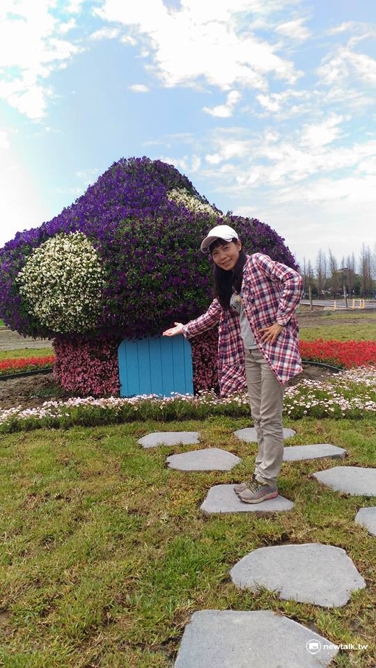 除了賞花,桃園農博園區內還有多處景點供遊人拍照。 圖:余秋蓉/提供 除了賞花,桃園農博園區內還有多處景點供遊人拍照。 圖:余秋蓉/提供
