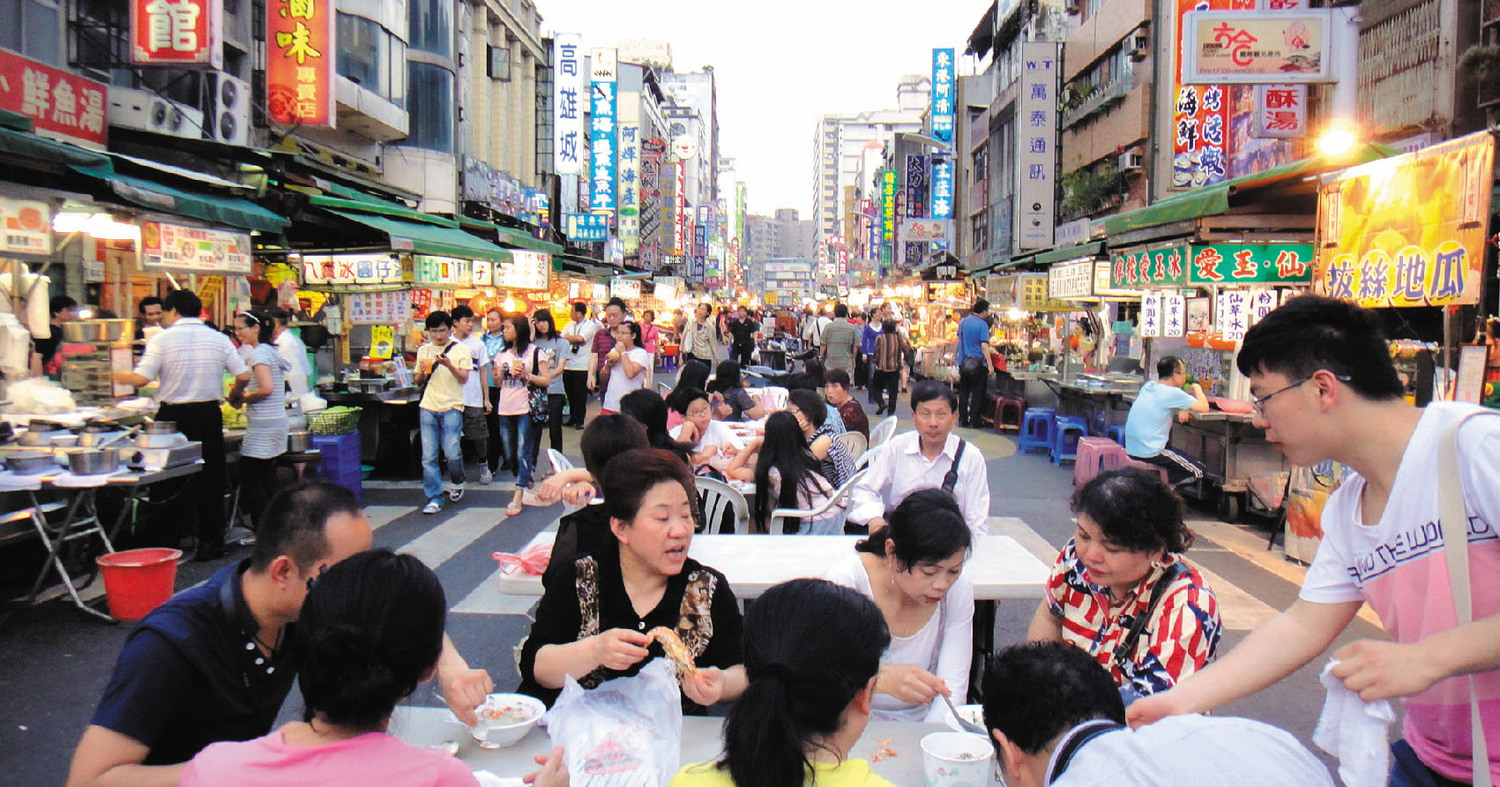 根據今 (4) 日最新的移民署統計資料顯示,陸客今年1月至4月來台旅遊總人數較去年同期下降50.2%。 根據今 (4) 日最新的移民署統計資料顯示,陸客今年1月至4月來台旅遊總人數較去年同期下降50.2%。