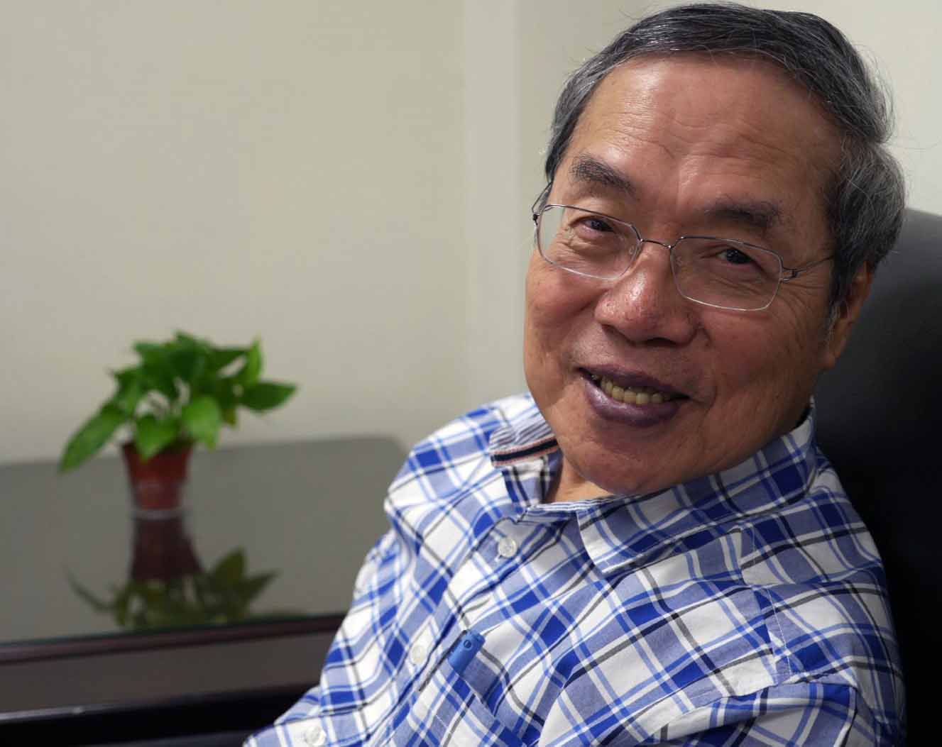 蔡英文就職一周年將屆,《新頭殼》特別專訪政大台文所教授陳芳明,坐下來和我們談談這一年來,蔡英文競選期間曾承諾的「轉型正義」落實多少以及還有哪些進步空間。 蔡英文就職一周年將屆,《新頭殼》特別專訪政大台文所教授陳芳明,坐下來和我們談談這一年來,蔡英文競選期間曾承諾的「轉型正義」落實多少以及還有哪些進步空間。