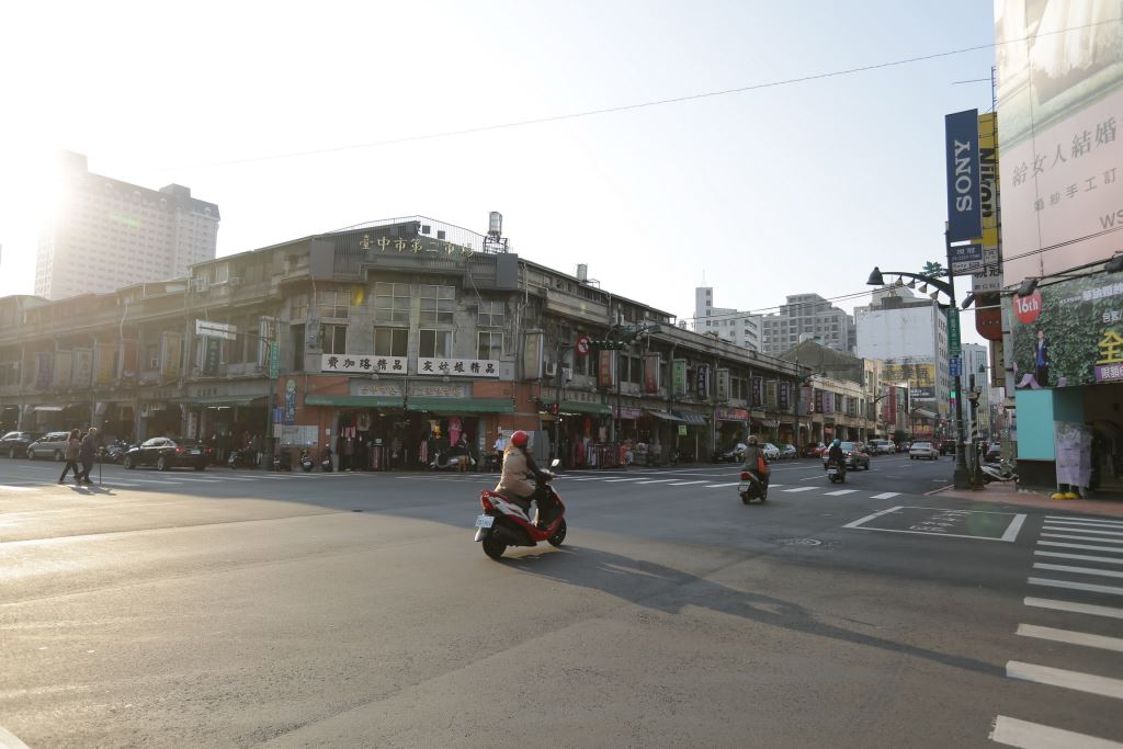 台中第二市場位於三民路與台灣大道交叉口,隱藏著許多在地好滋味。 圖:翻攝自台中觀光旅遊網 台中第二市場位於三民路與台灣大道交叉口,隱藏著許多在地好滋味。 圖:翻攝自台中觀光旅遊網