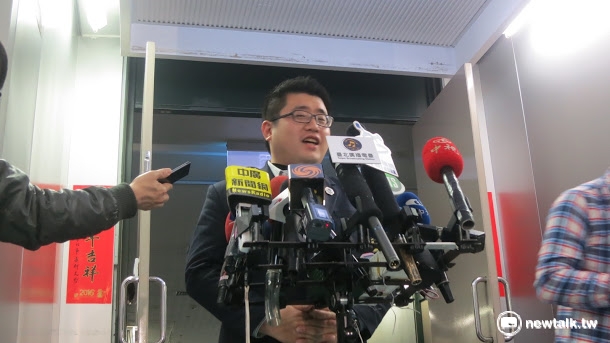 今(17)日民調,2020總統選舉意向,郭台銘只差蔡英文7個百分點,總統府發言人林鶴明回應,不評論。 今(17)日民調,2020總統選舉意向,郭台銘只差蔡英文7個百分點,總統府發言人林鶴明回應,不評論。
