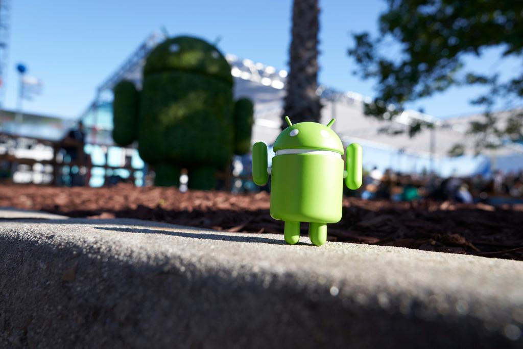 Google I/O上,他們宣布推出Android最新系統外,還將會有針對舊手機的特製輕量版登場。 Google I/O上,他們宣布推出Android最新系統外,還將會有針對舊手機的特製輕量版登場。