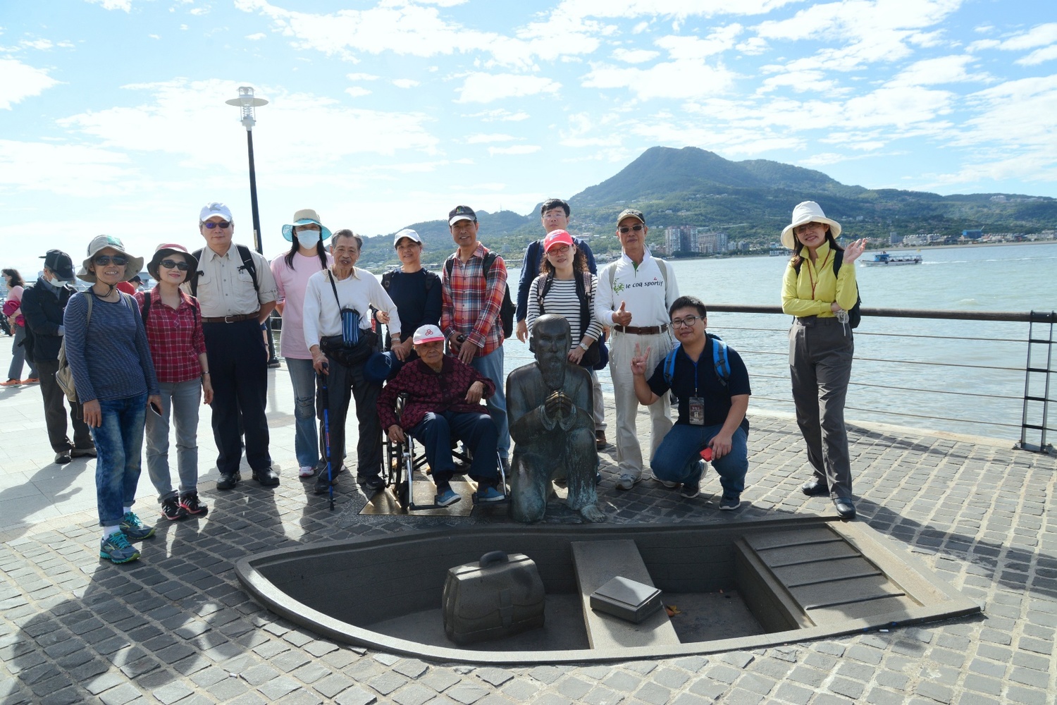 淡水古蹟博物館在馬偕日這天舉辦專屬限定的「馬偕愛淡水輕旅行」免費導覽活動,帶領民眾探尋馬偕博士的足跡 淡水古蹟博物館在馬偕日這天舉辦專屬限定的「馬偕愛淡水輕旅行」免費導覽活動,帶領民眾探尋馬偕博士的足跡