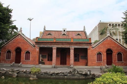 淡水古蹟博物館在馬偕日這天舉辦專屬限定的「馬偕愛淡水輕旅行」免費導覽活動,帶領民眾探尋馬偕博士的足跡 淡水古蹟博物館在馬偕日這天舉辦專屬限定的「馬偕愛淡水輕旅行」免費導覽活動,帶領民眾探尋馬偕博士的足跡