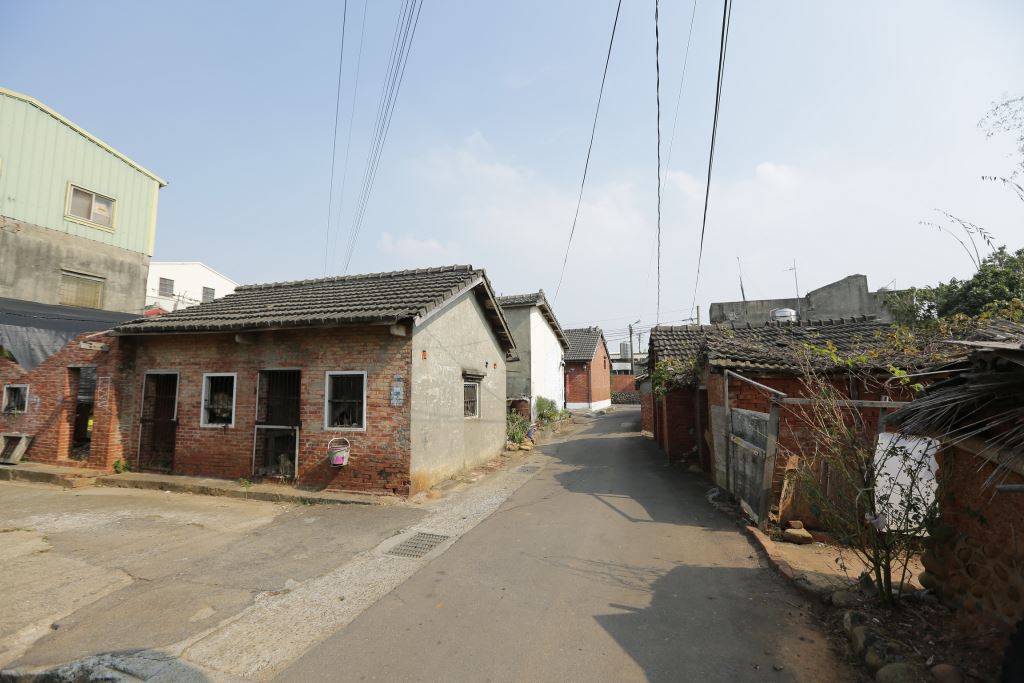 瑞井村的紅磚瓦建築帶有濃濃的歷史歲月痕跡 圖:台中觀光旅遊網提供 瑞井村的紅磚瓦建築帶有濃濃的歷史歲月痕跡 圖:台中觀光旅遊網提供