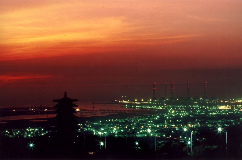 大肚山不僅適合白天出遊,同時也是欣賞夜景的好去處 圖:台中觀光旅遊網提供 大肚山不僅適合白天出遊,同時也是欣賞夜景的好去處 圖:台中觀光旅遊網提供