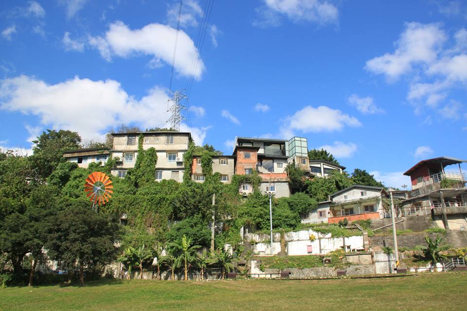 寶藏巖就位於公館地區,很有「大隱隱於市」的味道 圖:台北國際藝術村-寶藏巖提供 寶藏巖就位於公館地區,很有「大隱隱於市」的味道 圖:台北國際藝術村-寶藏巖提供