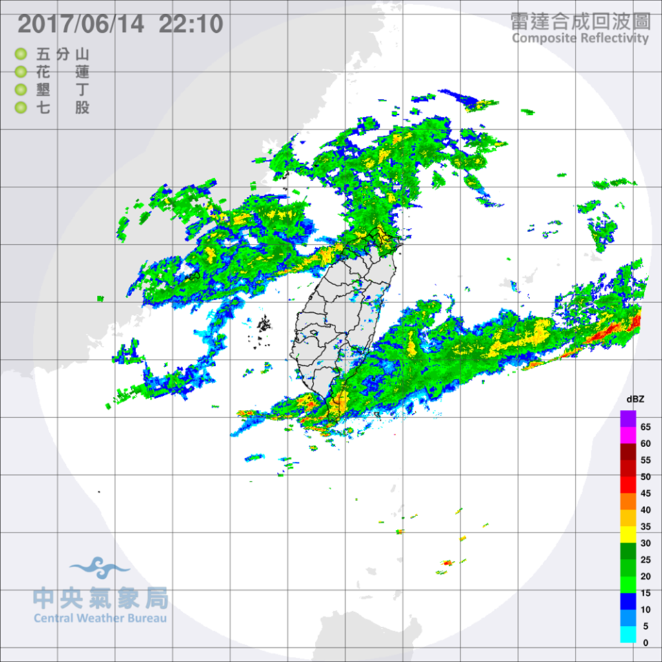 今日(15)鋒面南壓到中部地區,配合上西南氣流的大量水氣,將帶來持續性的暴雨。 今日(15)鋒面南壓到中部地區,配合上西南氣流的大量水氣,將帶來持續性的暴雨。