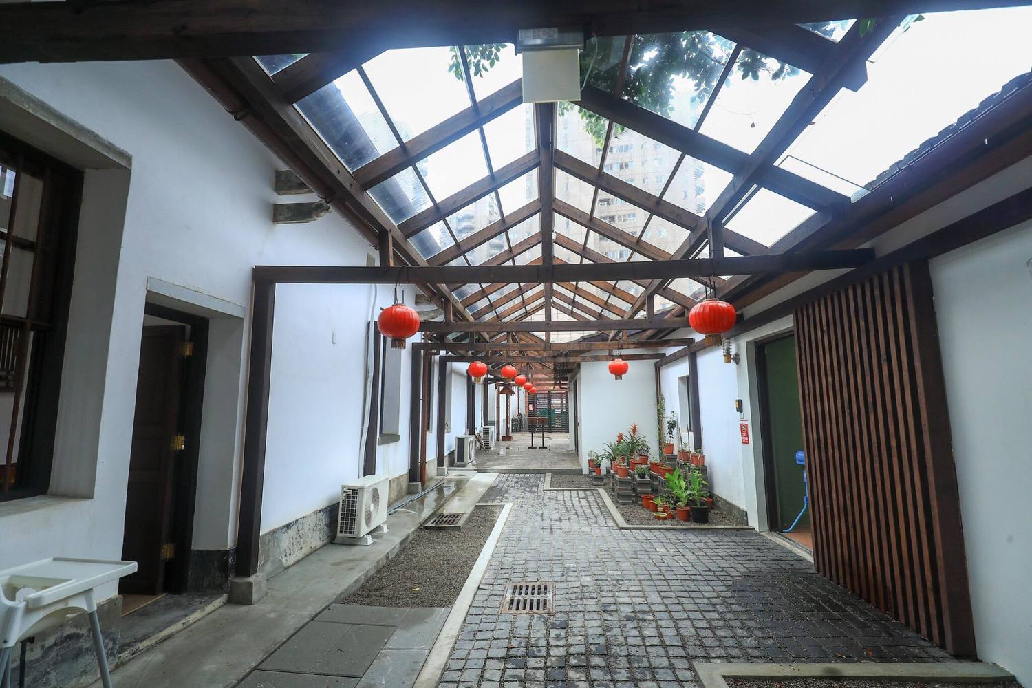 「林懋陽故居」見證台灣階段性的歷史發展,且融合閩南、日式木造住宅、日式近代洋樓等建築特色,不論在歷史文化、建築史或技術史上均具價值。 「林懋陽故居」見證台灣階段性的歷史發展,且融合閩南、日式木造住宅、日式近代洋樓等建築特色,不論在歷史文化、建築史或技術史上均具價值。