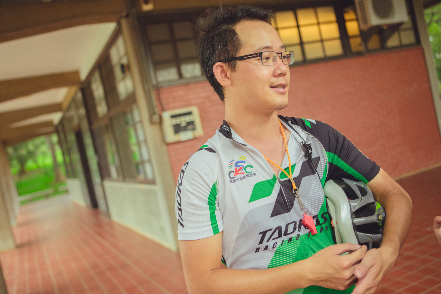 領騎老師黃彥榮主任表示,希望能透過這趟旅程,教會學生面對生命挫折時,永不放棄的精神 圖:陳宣如攝 領騎老師黃彥榮主任表示,希望能透過這趟旅程,教會學生面對生命挫折時,永不放棄的精神 圖:陳宣如攝