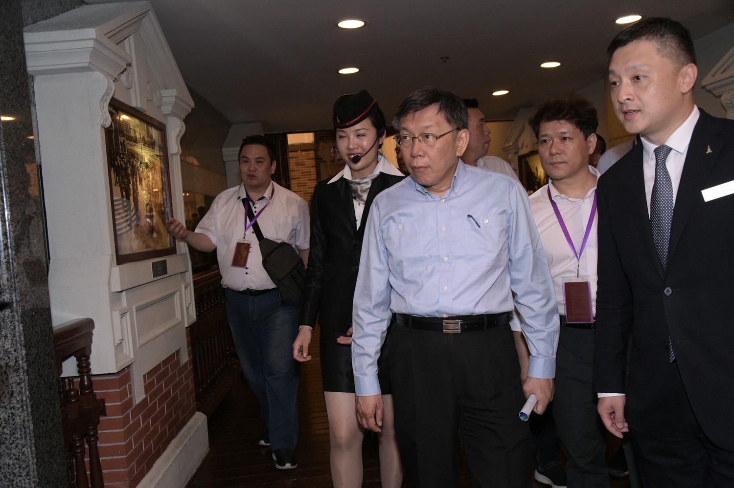 台北市長柯文哲參觀東方明珠塔及上海城市歷史發展陳列館。 圖 : 台北市政府/提供 台北市長柯文哲參觀東方明珠塔及上海城市歷史發展陳列館。 圖 : 台北市政府/提供