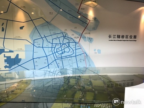 長江隧橋區位圖。 圖:周煊惠/攝 長江隧橋區位圖。 圖:周煊惠/攝
