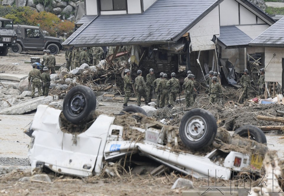 日本九州毫雨成災,房屋受損,居民傷亡慘重。 日本九州毫雨成災,房屋受損,居民傷亡慘重。