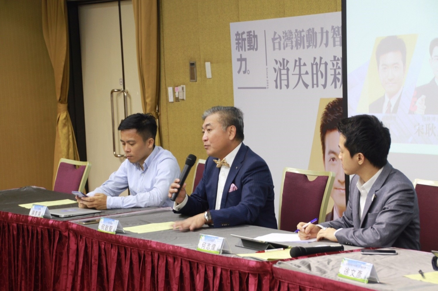 1111人力銀行副總經理何啟聖表示,創業最重要的就是第一桶金,但目前的低薪環境下,年輕人扣除基本生活需求後,要很辛苦的才能存到第一桶金。 圖:台灣新動力智庫/提供 1111人力銀行副總經理何啟聖表示,創業最重要的就是第一桶金,但目前的低薪環境下,年輕人扣除基本生活需求後,要很辛苦的才能存到第一桶金。 圖:台灣新動力智庫/提供