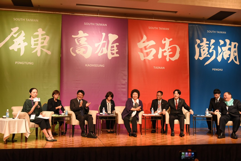 這次行銷活動以「南台灣color 4」為主題:屏東「綠」、高雄「紫」、台南「紅」、澎湖「藍」,與日本當地媒體、旅宿業者交流推介風光特色。 圖 : 屏東縣政府 / 提供 這次行銷活動以「南台灣color 4」為主題:屏東「綠」、高雄「紫」、台南「紅」、澎湖「藍」,與日本當地媒體、旅宿業者交流推介風光特色。 圖 : 屏東縣政府 / 提供