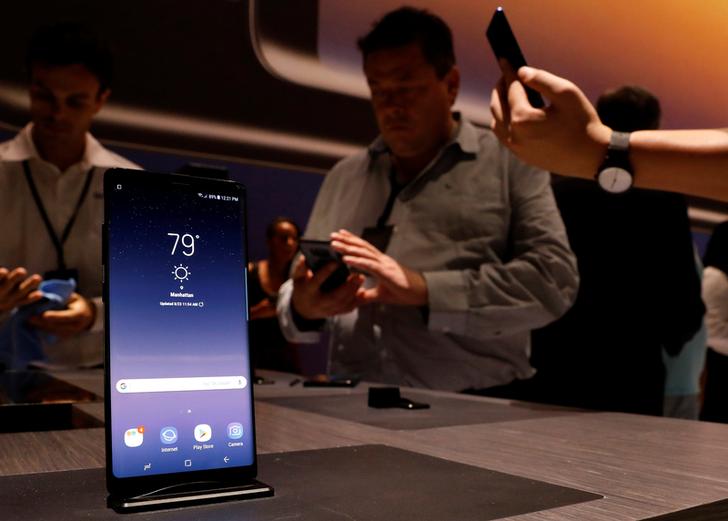 三星Note8售價929美元,是三星有史以來最貴的手機。 圖:達志影像/路透社 三星Note8售價929美元,是三星有史以來最貴的手機。 圖:達志影像/路透社