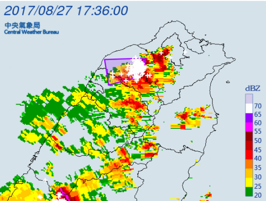 中央氣象局17:44針對新北市、桃園市、新竹縣、南投縣發布大雷雨即時訊息,新北、桃園、新竹持續時間至18:45止,南投縣則是持續至18:30止。 圖:中央氣象局 中央氣象局17:44針對新北市、桃園市、新竹縣、南投縣發布大雷雨即時訊息,新北、桃園、新竹持續時間至18:45止,南投縣則是持續至18:30止。 圖:中央氣象局
