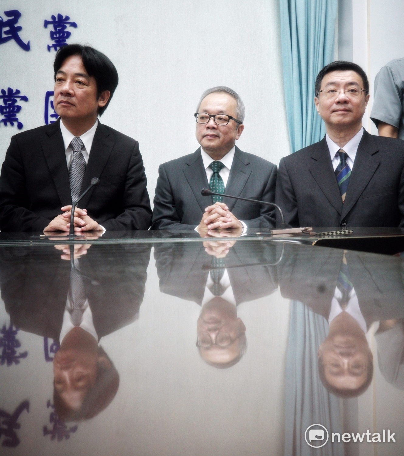 新閣揆賴清德今(11)天上午帶領副院長施俊吉與行政院秘書長卓榮泰共同前往立法院拜會國民黨團。 新閣揆賴清德今(11)天上午帶領副院長施俊吉與行政院秘書長卓榮泰共同前往立法院拜會國民黨團。